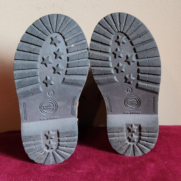 Wonder Nation Baby Girl Sweater Boot, Size 6 - Picture 7 of 8